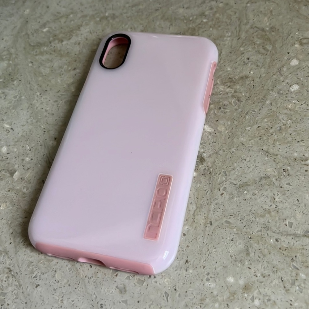 iPhone XR Incipio Case